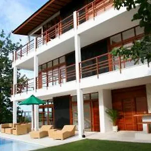 3* Hotel Laelia Private